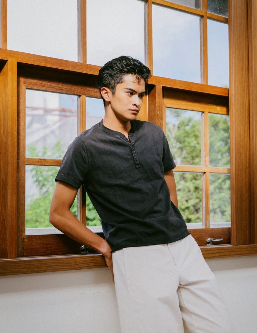 Ratanon, commercial portrait by a window